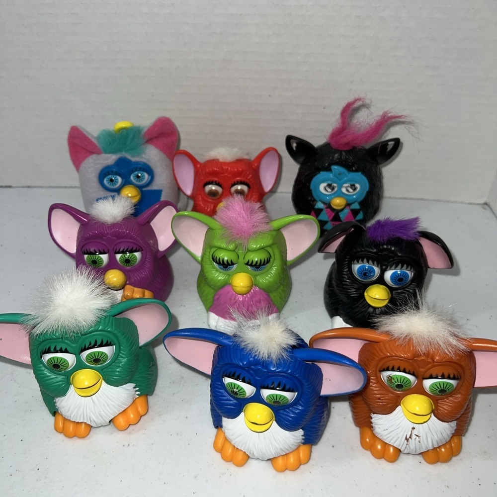 Vtg McDonald's Furby lot of 9 figures—8 Plastic Figures 1 Plush Bag Clip